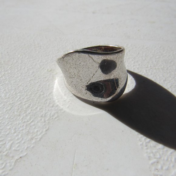 Sterling Silver Modernist Band Ring 7.25 - Picture 6 of 6